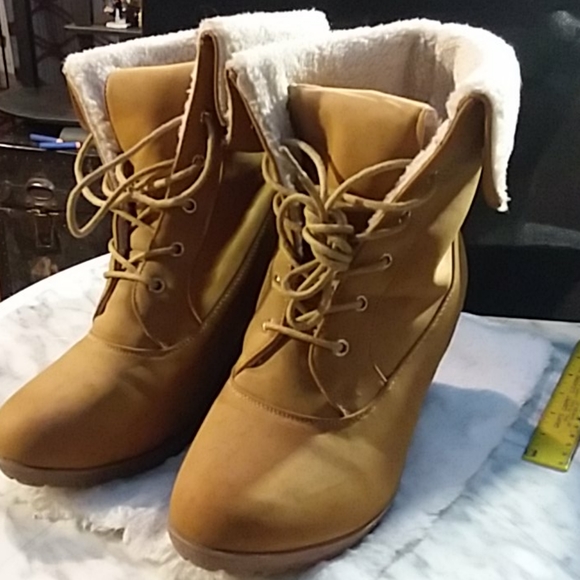 Ladies Boots - Picture 9 of 9